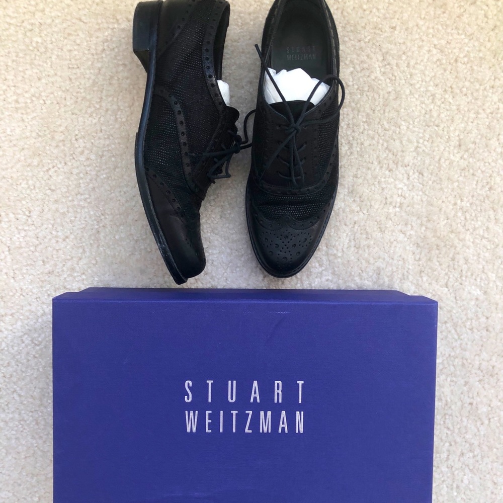 Stuart Weitzman women oxford lace shoes